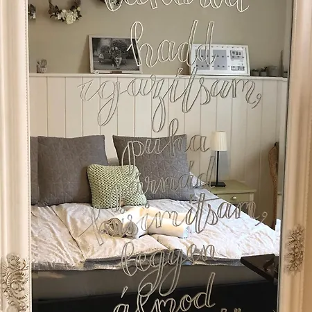 Apartamento Mustármag